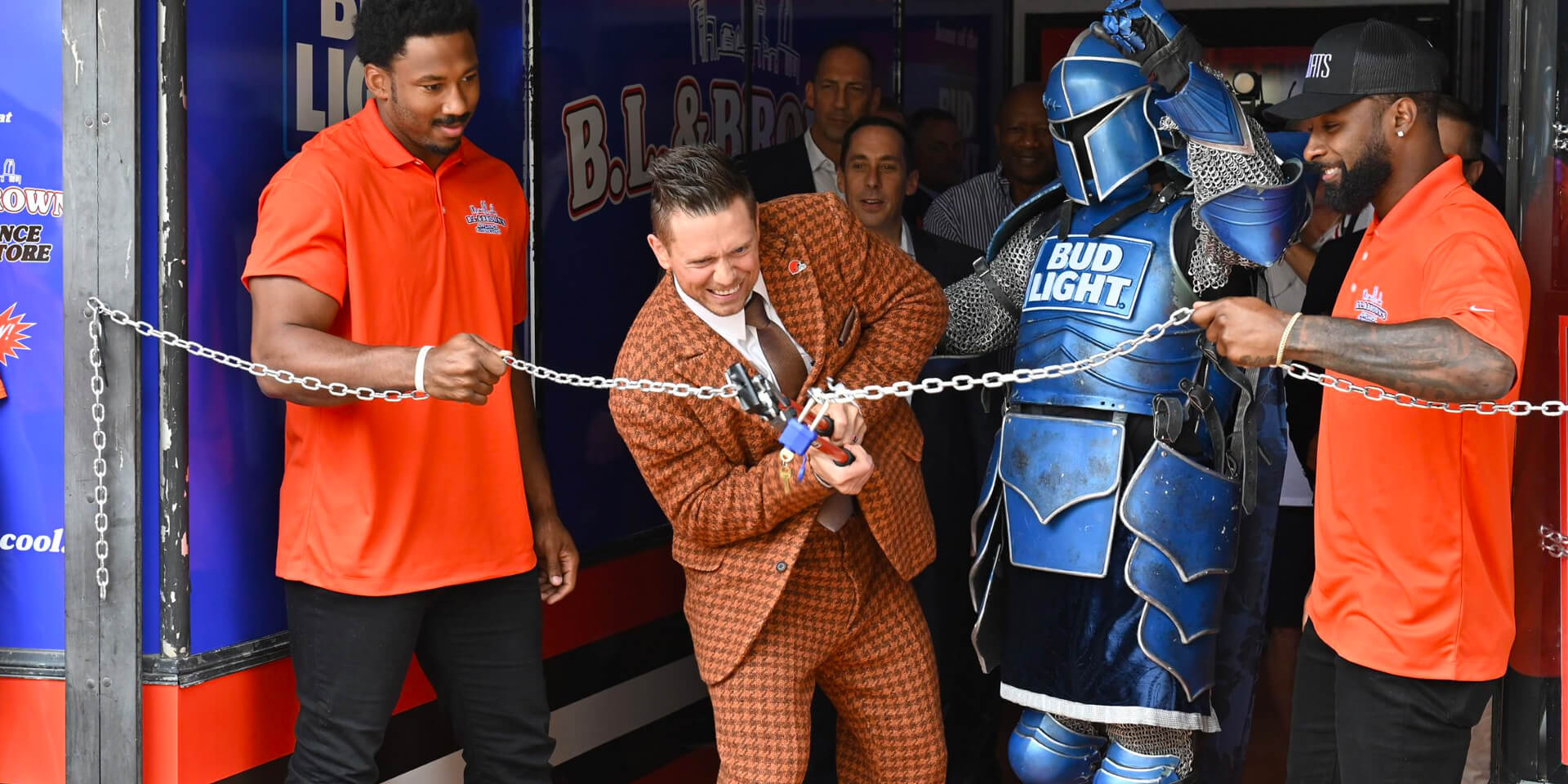 Bud Light Knight  Halloween Costume Contest